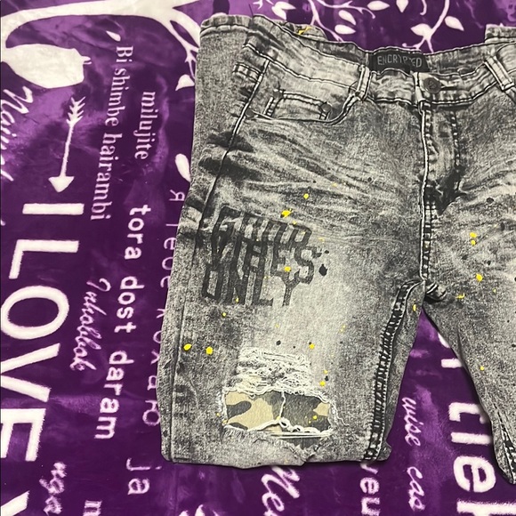 *Encrypted* - Picture 4 of 8